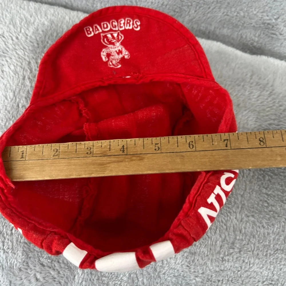 Vtg AOP Wisconsin Badgers Cycling Cap Red Bucky Badger NCAA Bike Hat Retro